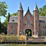 Verkoelende watertocht met turfsteker Jan