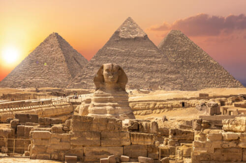 The Sphinx and the Piramids, famous Wonder of the World, Giza, E